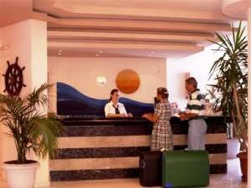 Sissi Bay Resort Exteriör bild